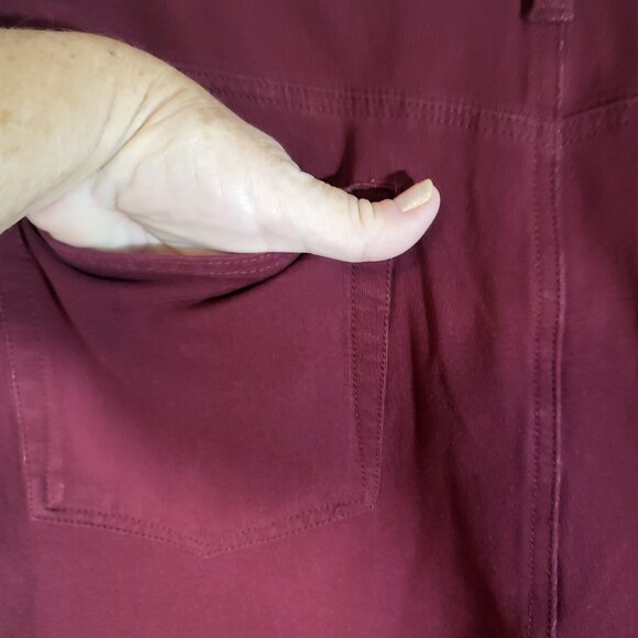 Dream Jeannes by Quacker Factory Women's Stretch Jeans Size 14 Maroon/Plum - Picture 10 of 14